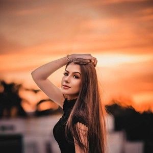 Meet your Posher, Fields